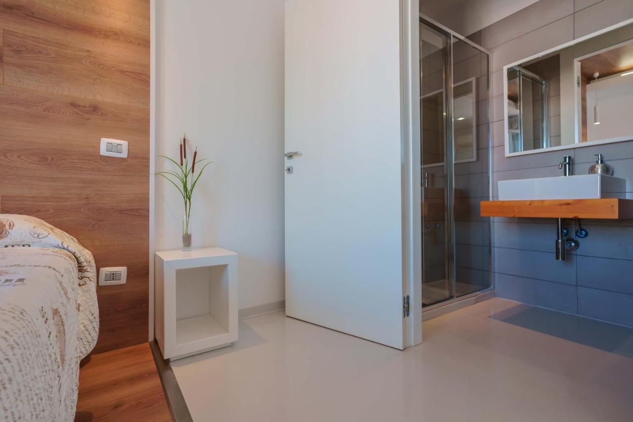Petrarca Venti Rooms - Eja Sardinia Cagliari Bagian luar foto
