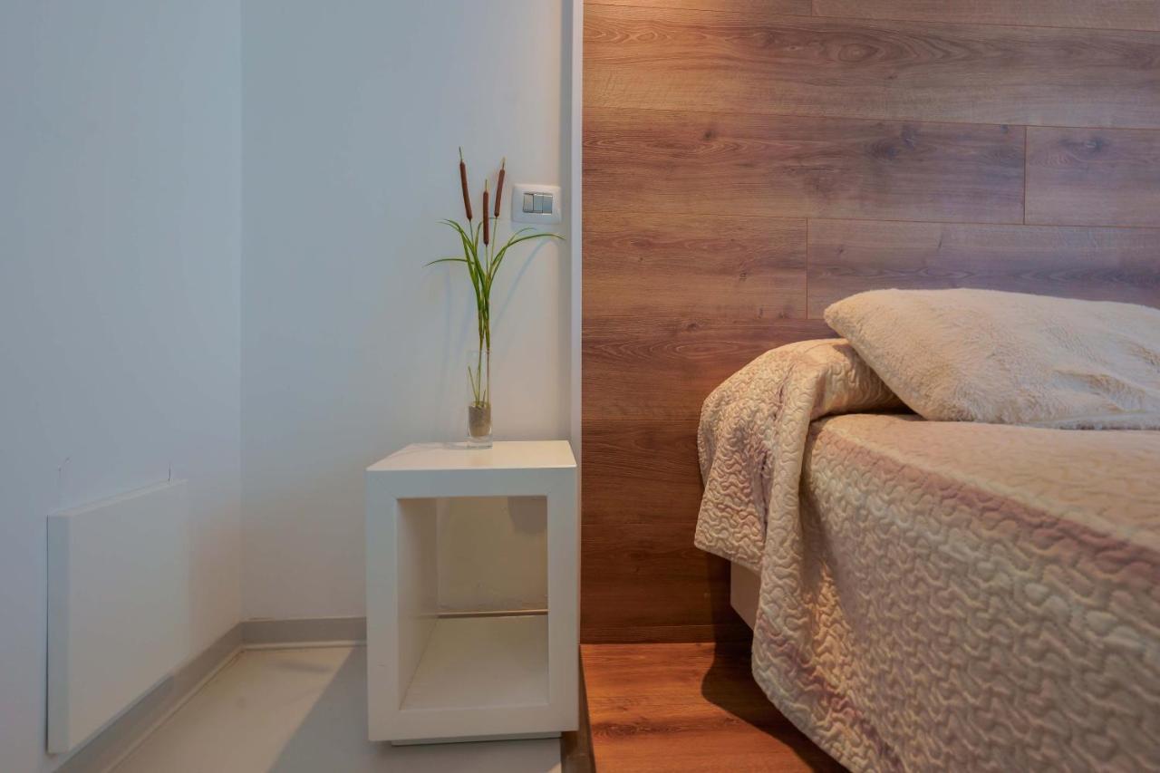 Petrarca Venti Rooms - Eja Sardinia Cagliari Bagian luar foto