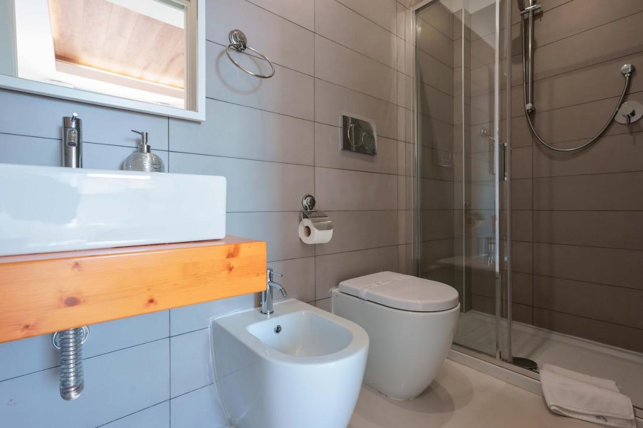 Petrarca Venti Rooms - Eja Sardinia Cagliari Bagian luar foto