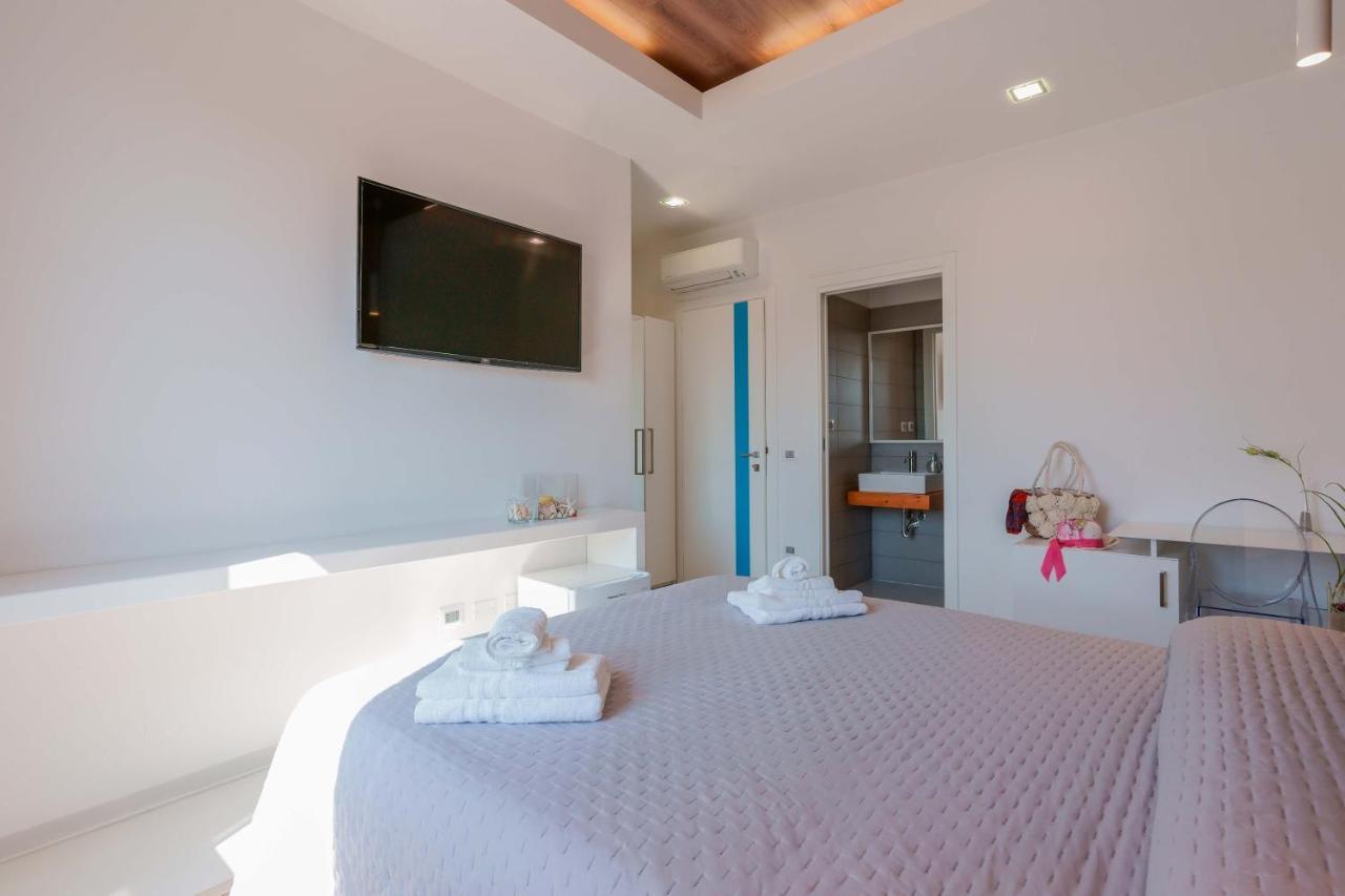 Petrarca Venti Rooms - Eja Sardinia Cagliari Bagian luar foto