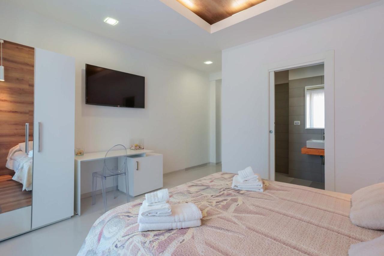 Petrarca Venti Rooms - Eja Sardinia Cagliari Bagian luar foto